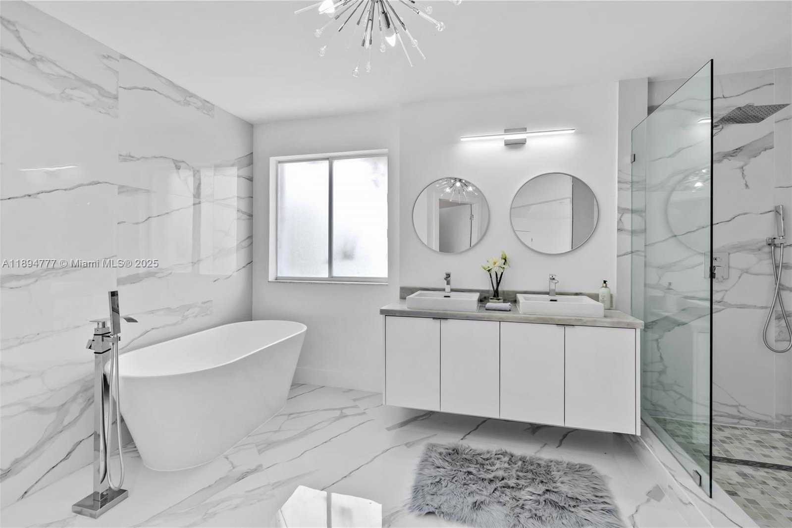 Small Image of 6644 NORTH WEST 107TH PL, Doral Number 20