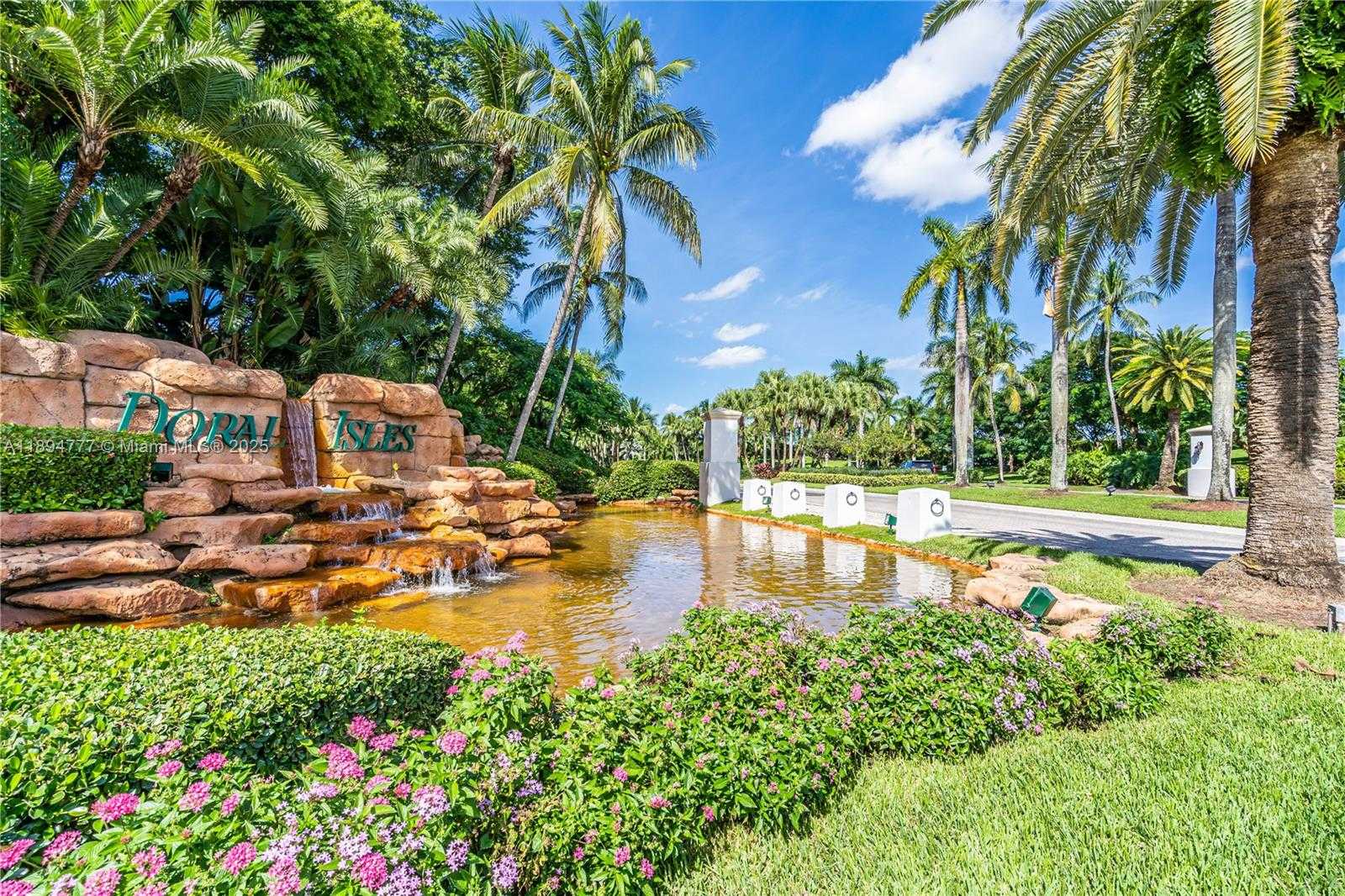 Small Image of 6644 NORTH WEST 107TH PL, Doral Number 25