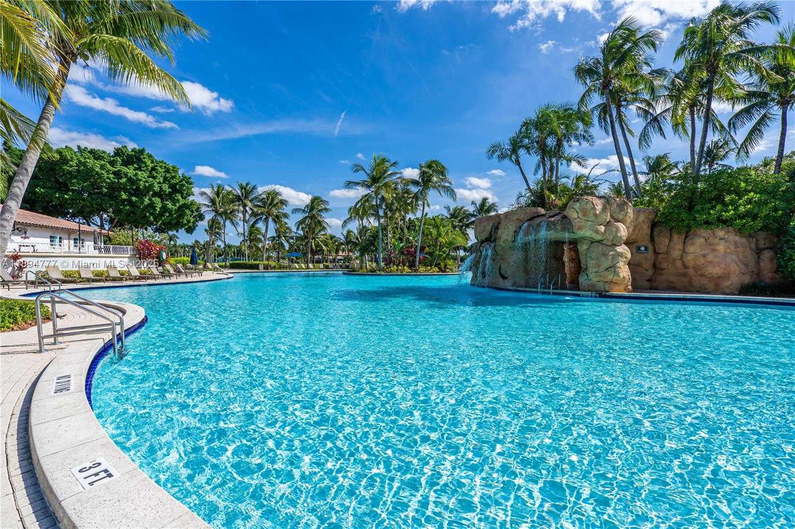 Small Image of 6644 NORTH WEST 107TH PL, Doral Number 33