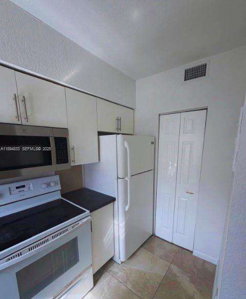 Small Image of 438 NORTH WEST 84TH TER #438, Miami Number 9