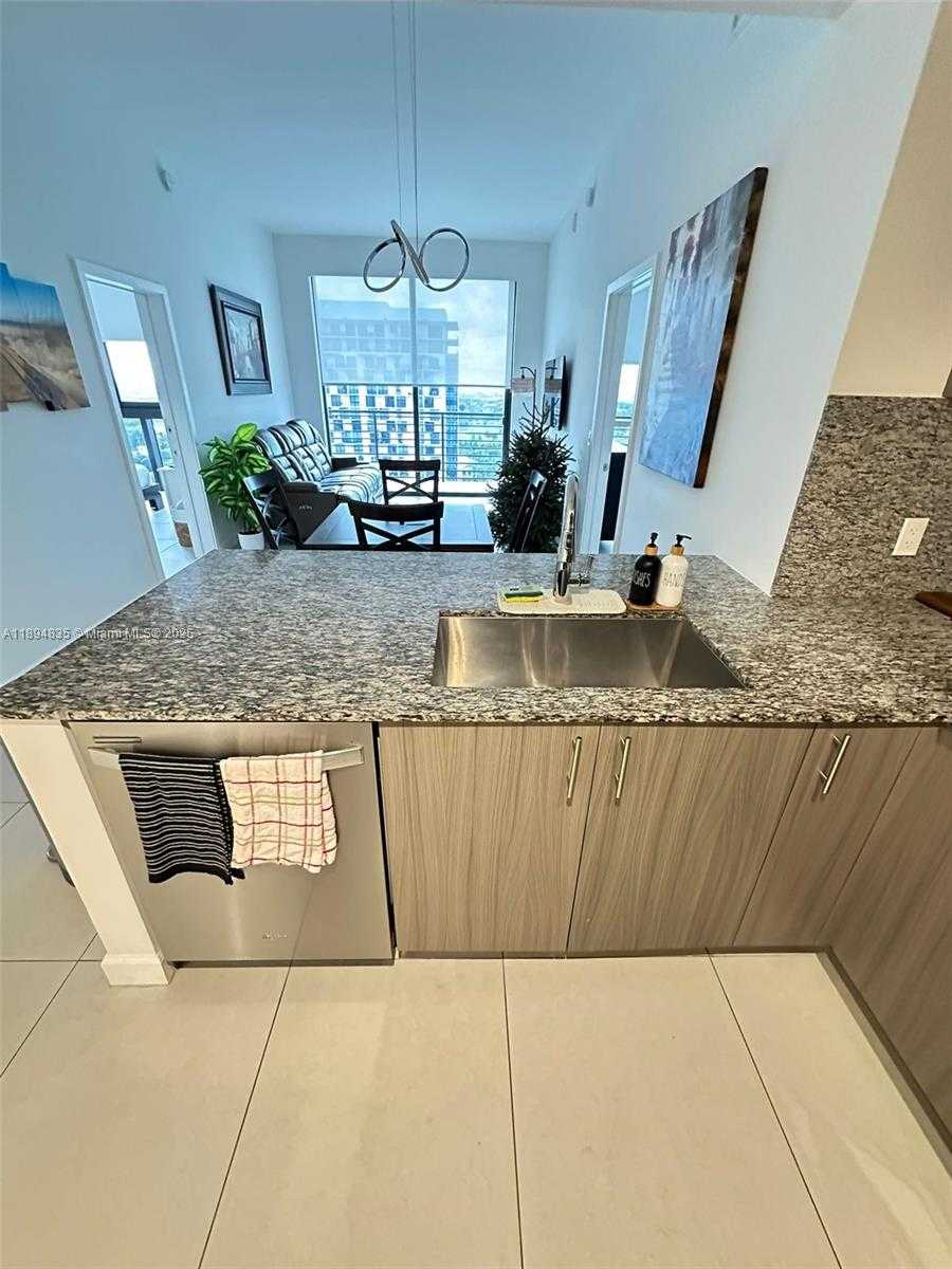 Small Image of 5350 NORTH WEST 84TH AVE #1818, Doral Number 4