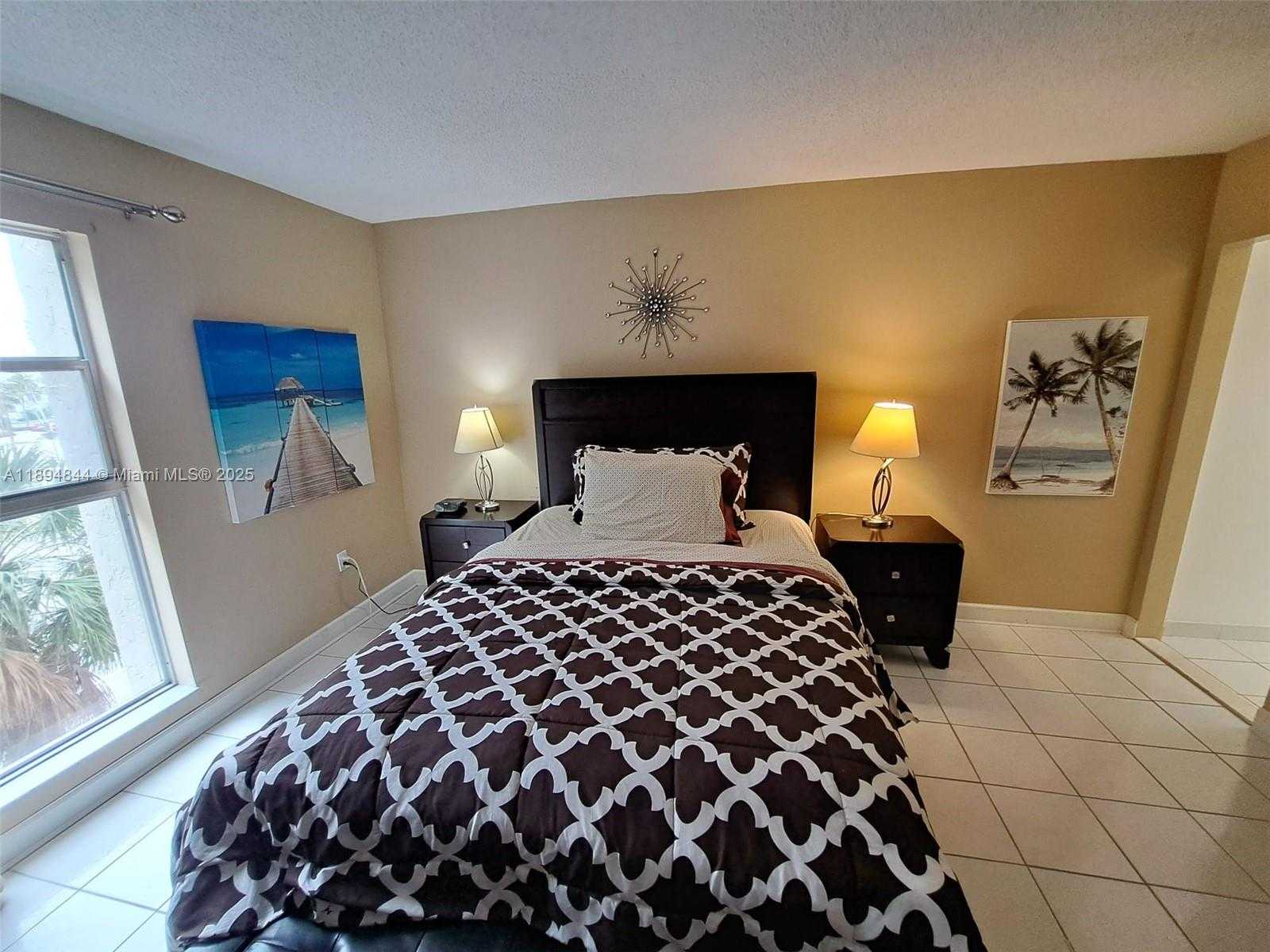 Small Image of 201 178TH DR #332, Sunny Isles Beach Number 11