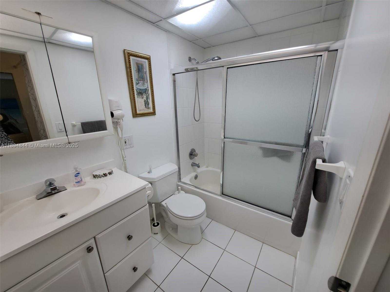 Small Image of 201 178TH DR #332, Sunny Isles Beach Number 14