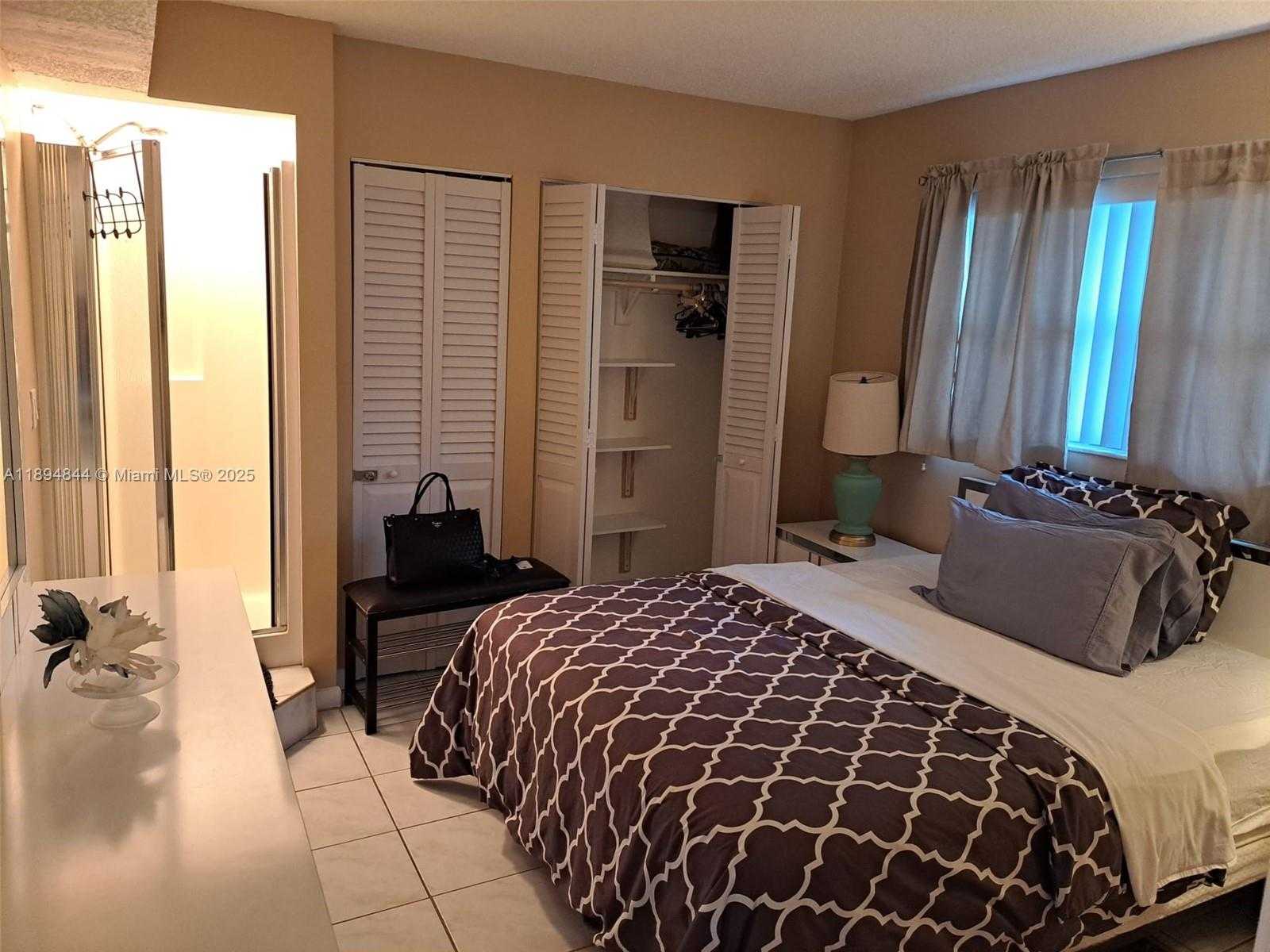 Small Image of 201 178TH DR #332, Sunny Isles Beach Number 15