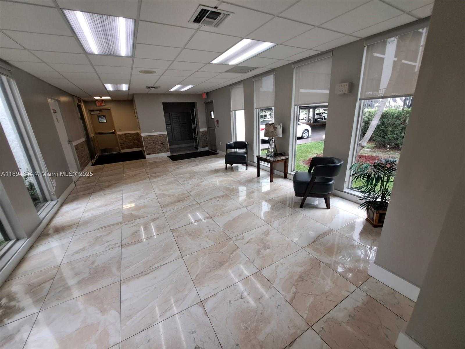 Small Image of 201 178TH DR #332, Sunny Isles Beach Number 5