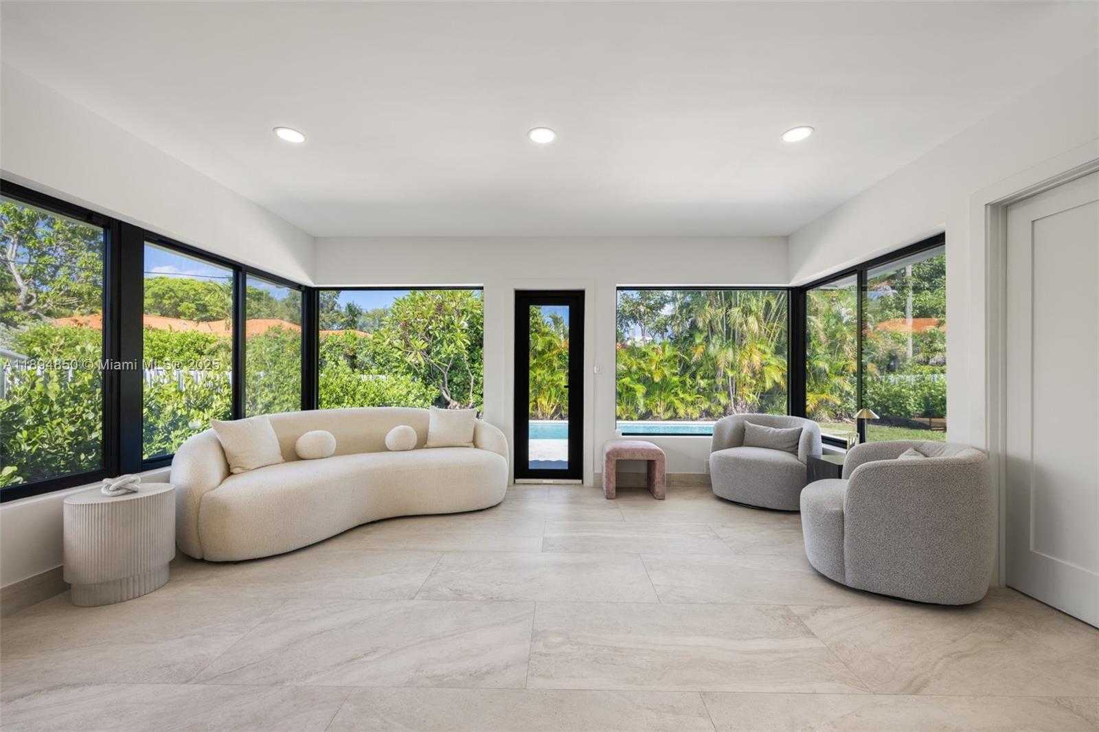 Small Image of 615 SOUTH WEST 21ST RD, Miami Number 10