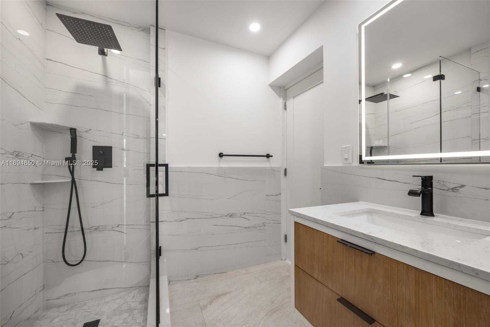 Small Image of 615 SOUTH WEST 21ST RD, Miami Number 13