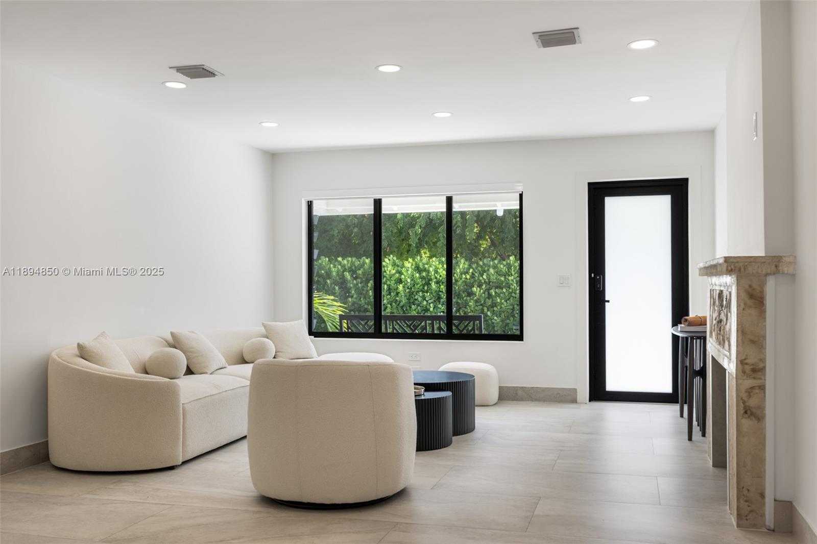 Small Image of 615 SOUTH WEST 21ST RD, Miami Number 3