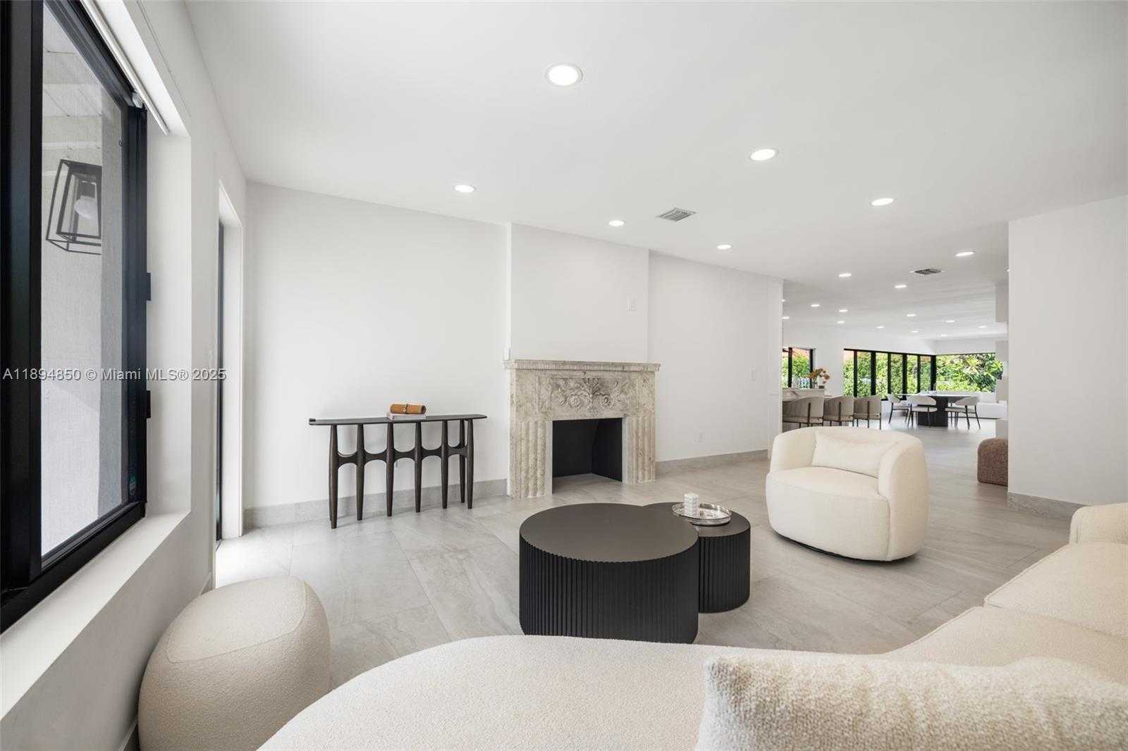 Small Image of 615 SOUTH WEST 21ST RD, Miami Number 4