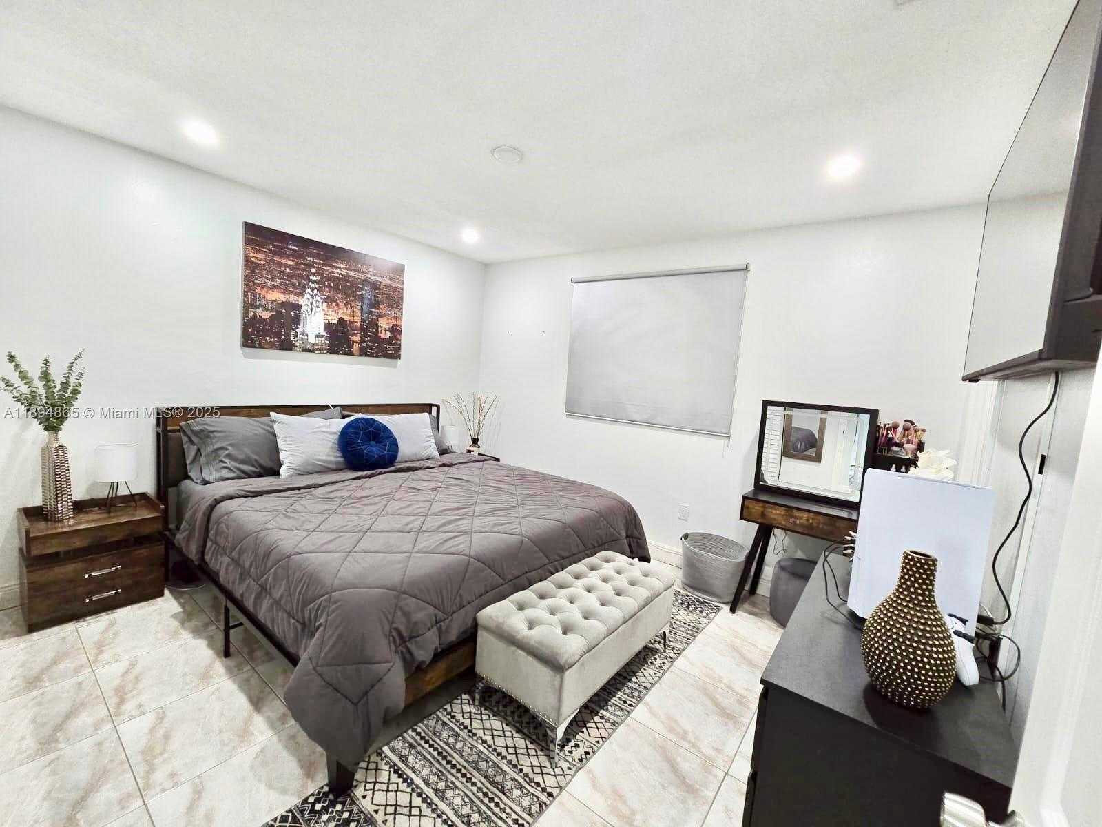 Small Image of 627 EAST 45TH ST #1, Hialeah Number 6