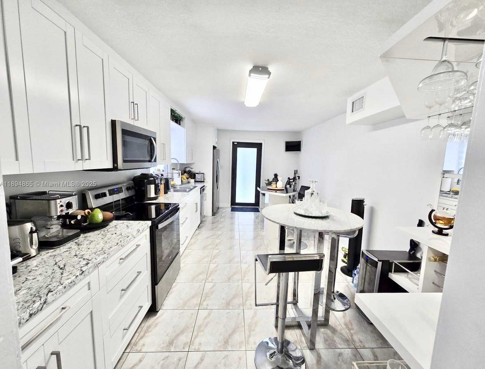 Small Image of 627 EAST 45TH ST #1, Hialeah Number 8