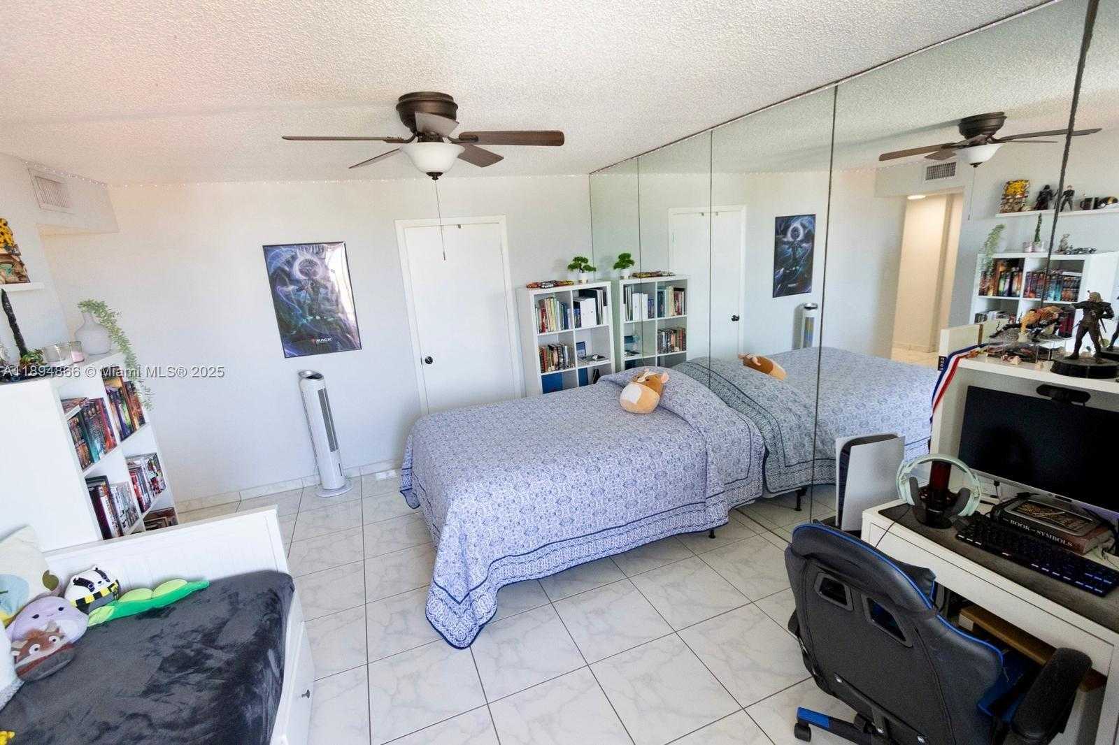 Small Image of 8101 BYRON AVE #508, Miami Beach Number 38