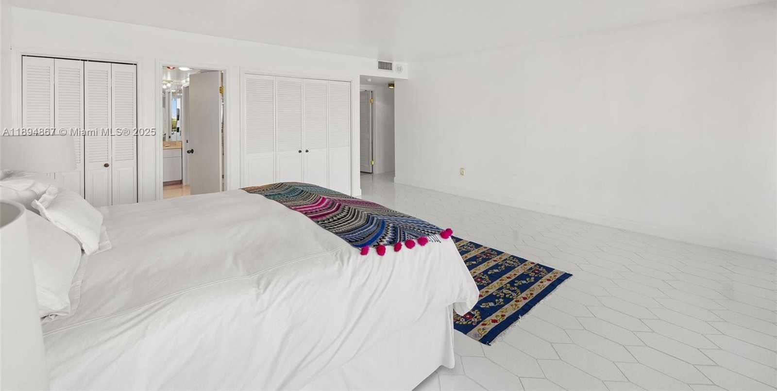 Small Image of 1 GROVE ISLE DR #A1102, Miami Number 20