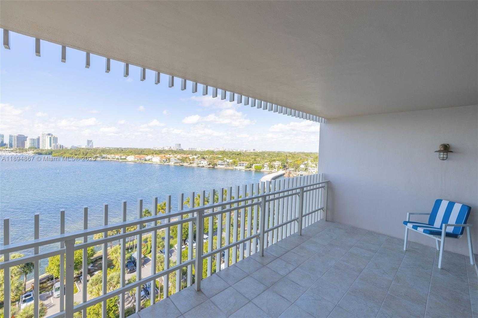 Small Image of 1 GROVE ISLE DR #A1102, Miami Number 42