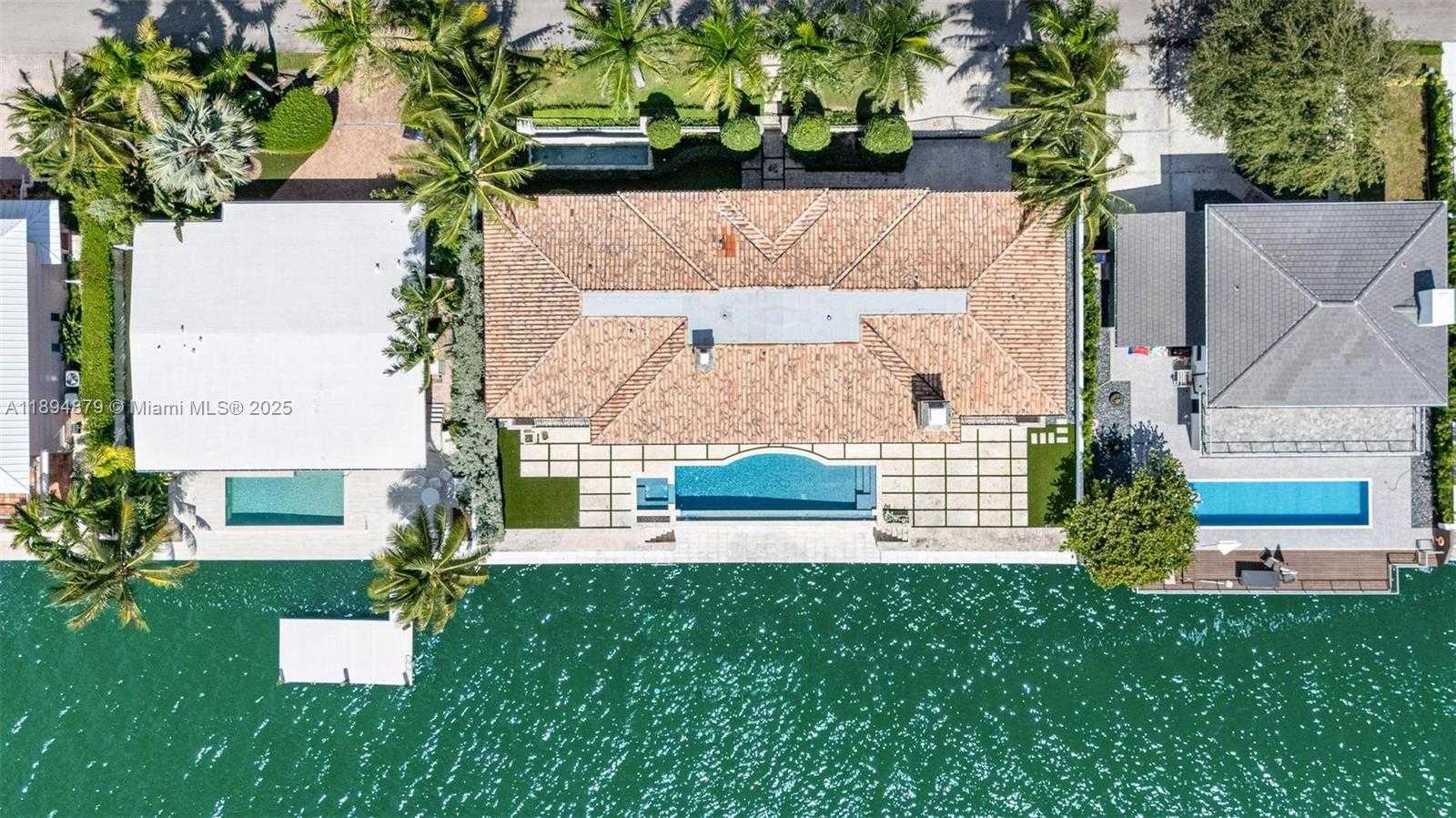 Small Image of 1331 BAY TER, North Bay Village Number 71