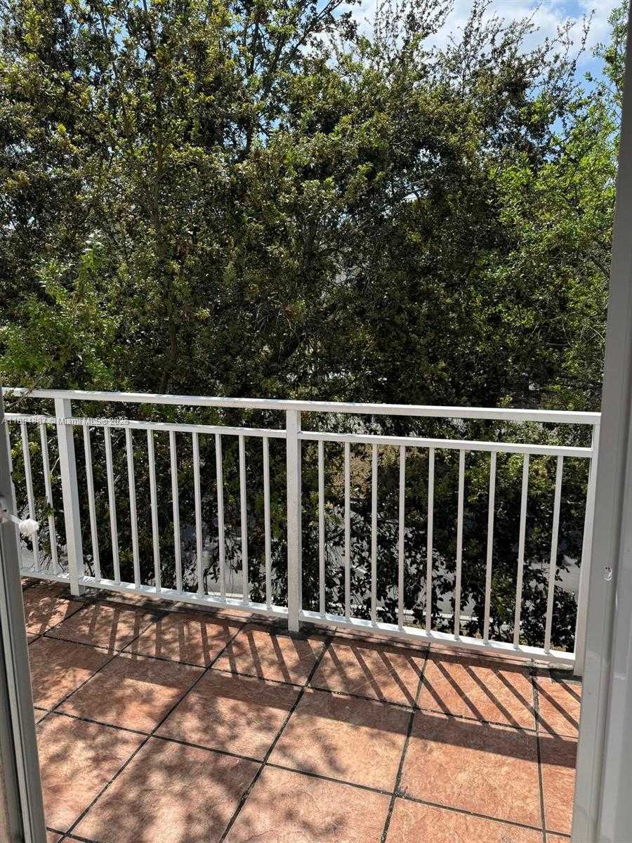 Small Image of 9351 FONTAINEBLEAU BLVD #B220, Miami Number 18