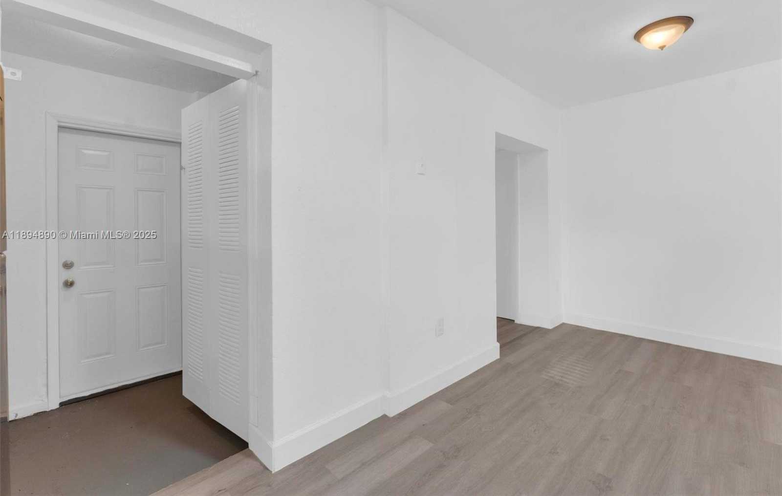 Small Image of 3051 NORTH WEST 77TH ST, Miami Number 11