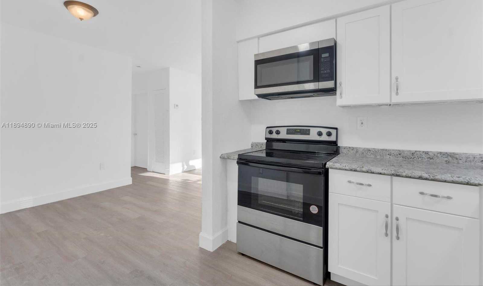 Small Image of 3051 NORTH WEST 77TH ST, Miami Number 8