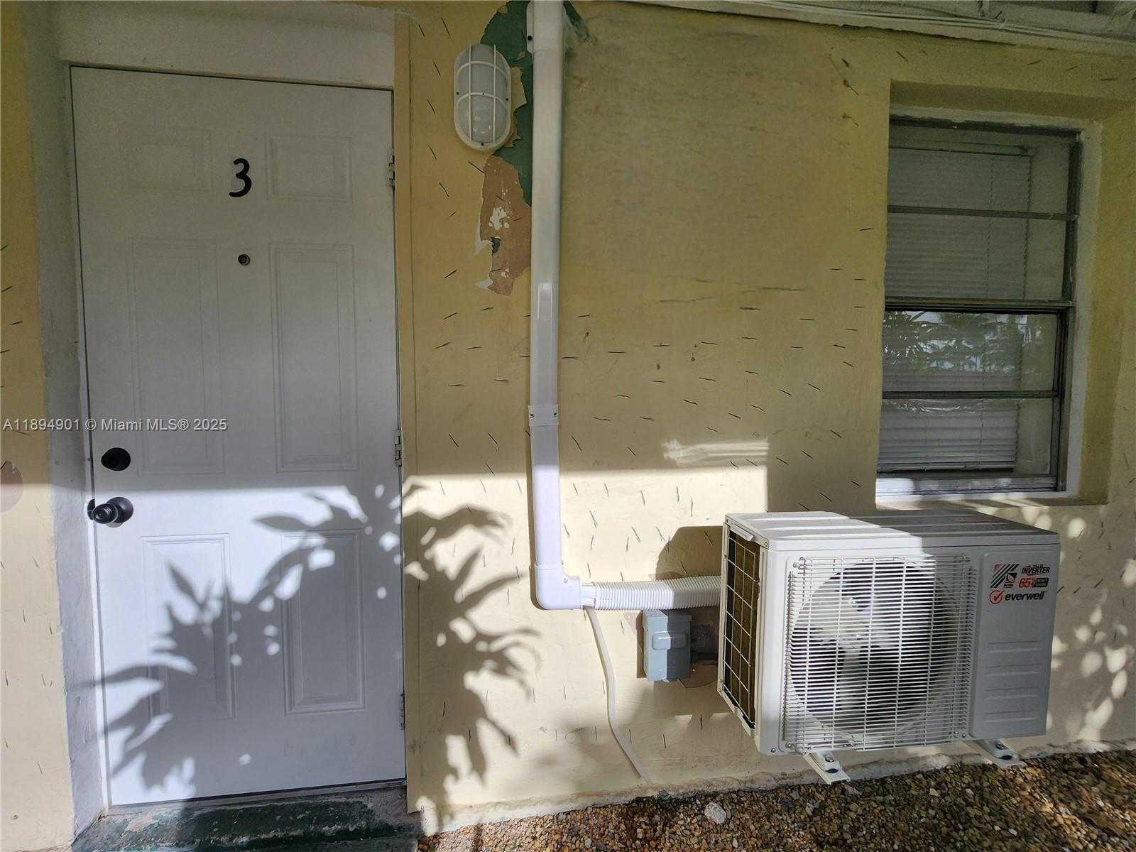 Small Image of 5934 BUCHANAN ST #2-4, Hollywood Number 18