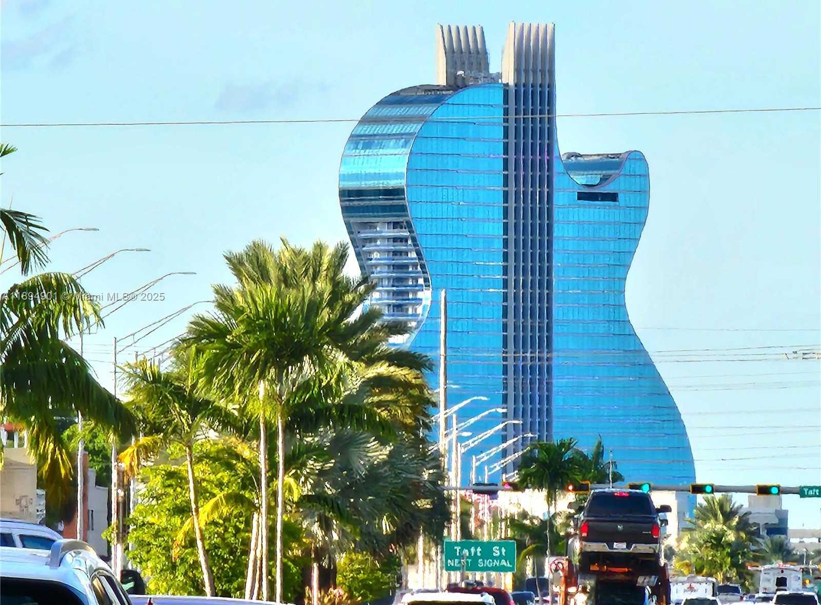 Small Image of 5934 BUCHANAN ST #2-4, Hollywood Number 2