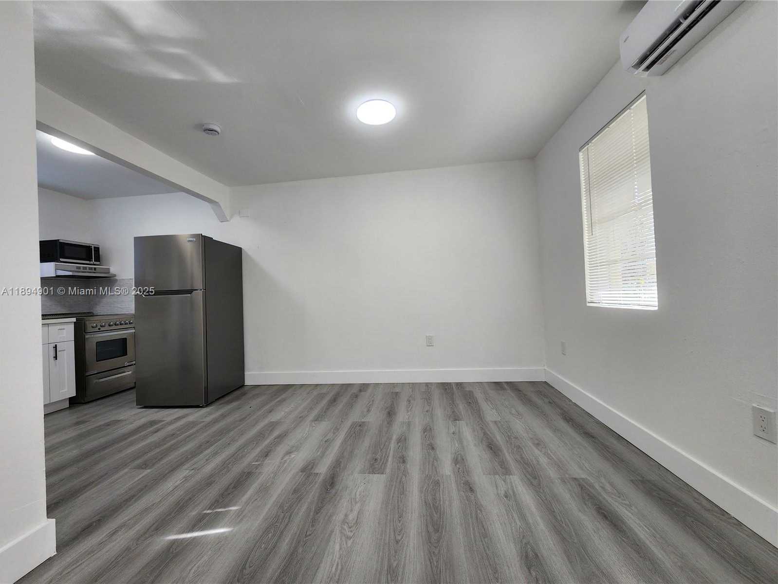 Small Image of 5934 BUCHANAN ST #2-4, Hollywood Number 34