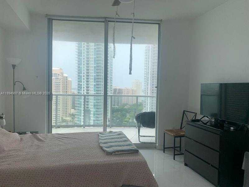 Small Image of 300 SOUTH BISCAYNE BLVD #T-1908, Miami Number 11