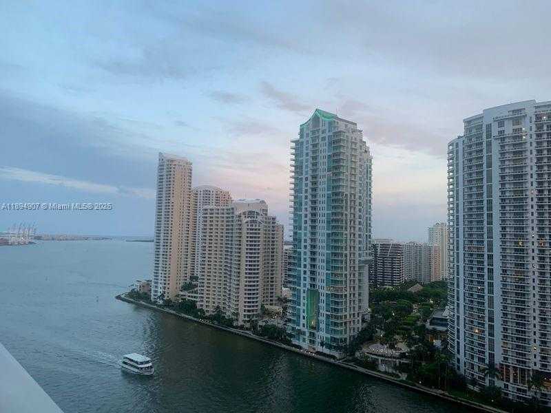Small Image of 300 SOUTH BISCAYNE BLVD #T-1908, Miami Number 2