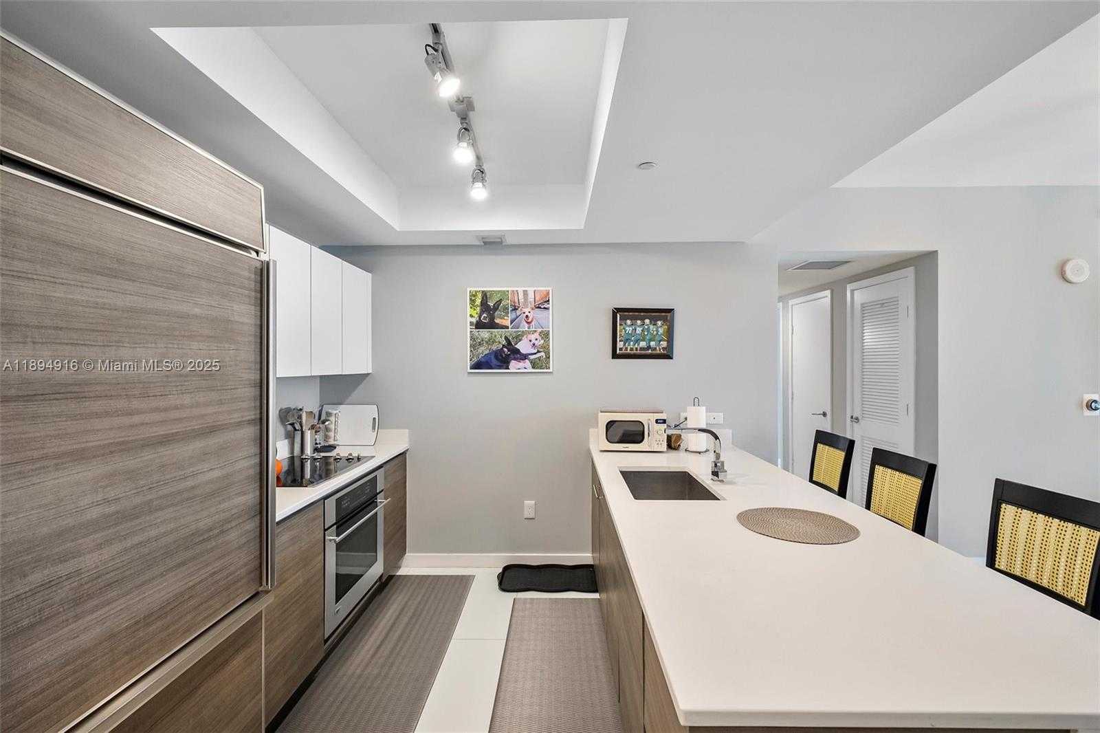 Small Image of 1100 SOUTH MIAMI AVE #3307, Miami Number 4