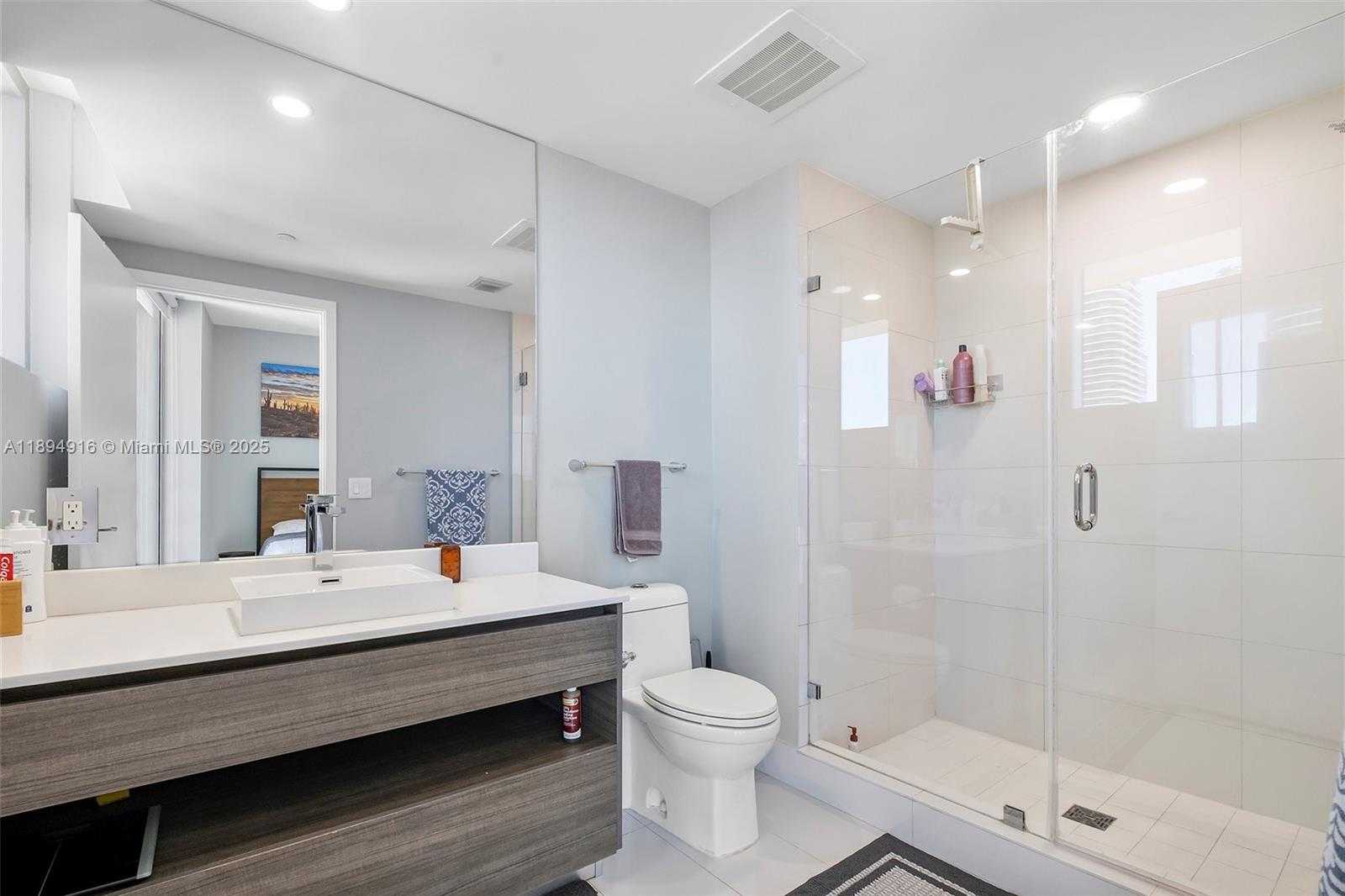 Small Image of 1100 SOUTH MIAMI AVE #3307, Miami Number 6