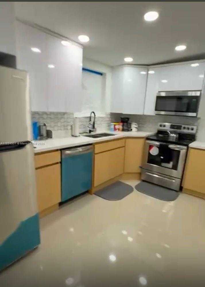 Small Image of 619 36TH ST, West Palm Beach Number 6