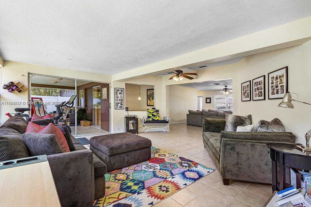 Small Image of 1132 SOUTH WEST 14TH ST, Boca Raton Number 10