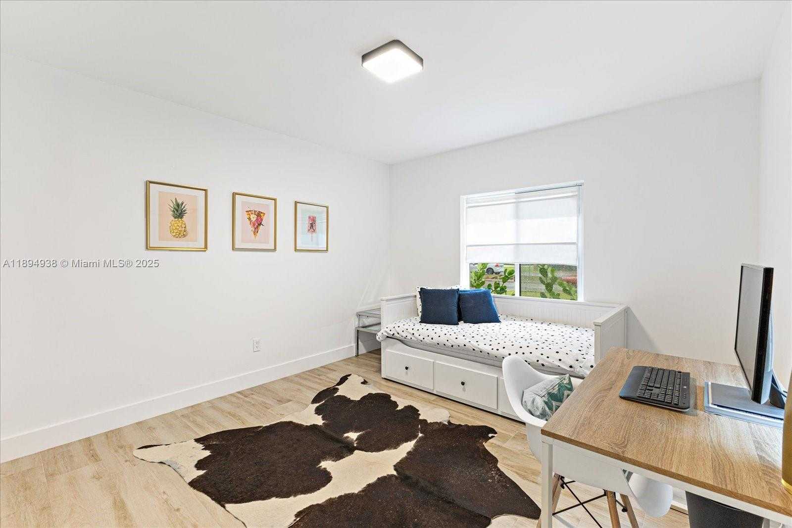 Small Image of 228 SOUTH WEST 25TH RD #., Miami Number 19