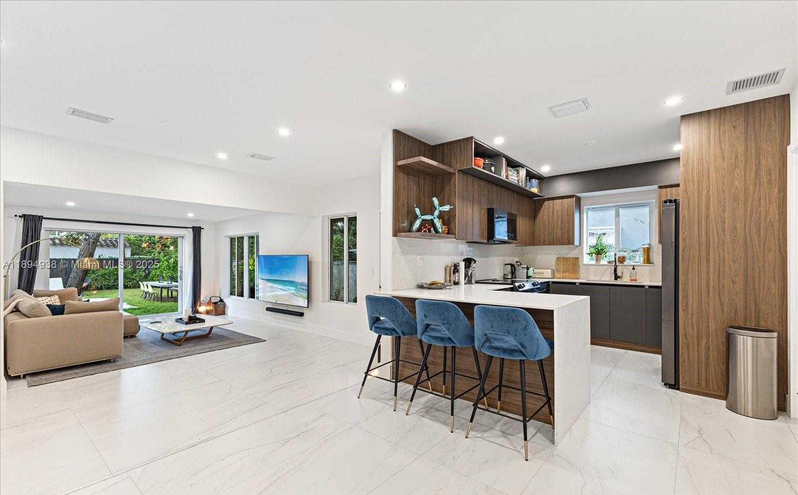 Small Image of 228 SOUTH WEST 25TH RD #., Miami Number 2