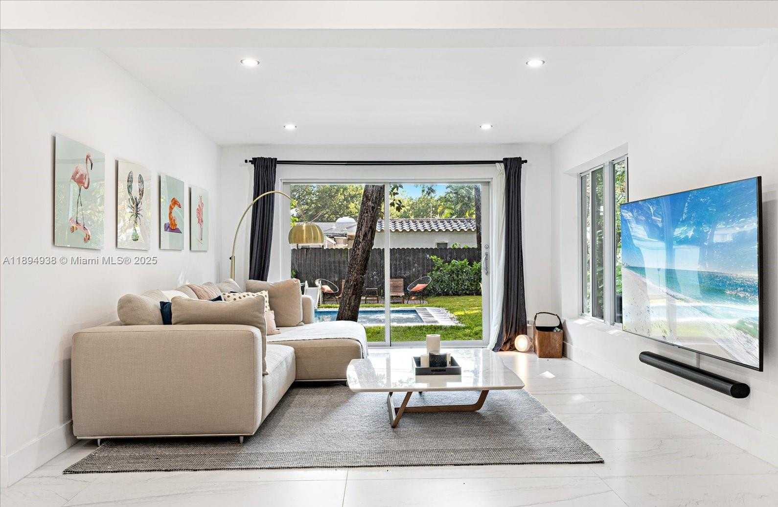 Small Image of 228 SOUTH WEST 25TH RD #., Miami Number 22