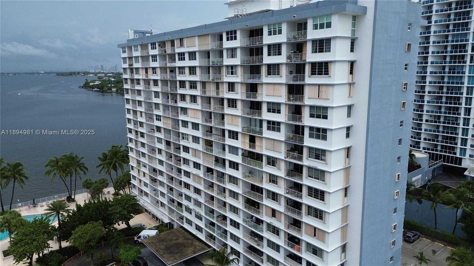 Small Image of 1865 79TH ST CSWY #8N, North Bay Village Number 2