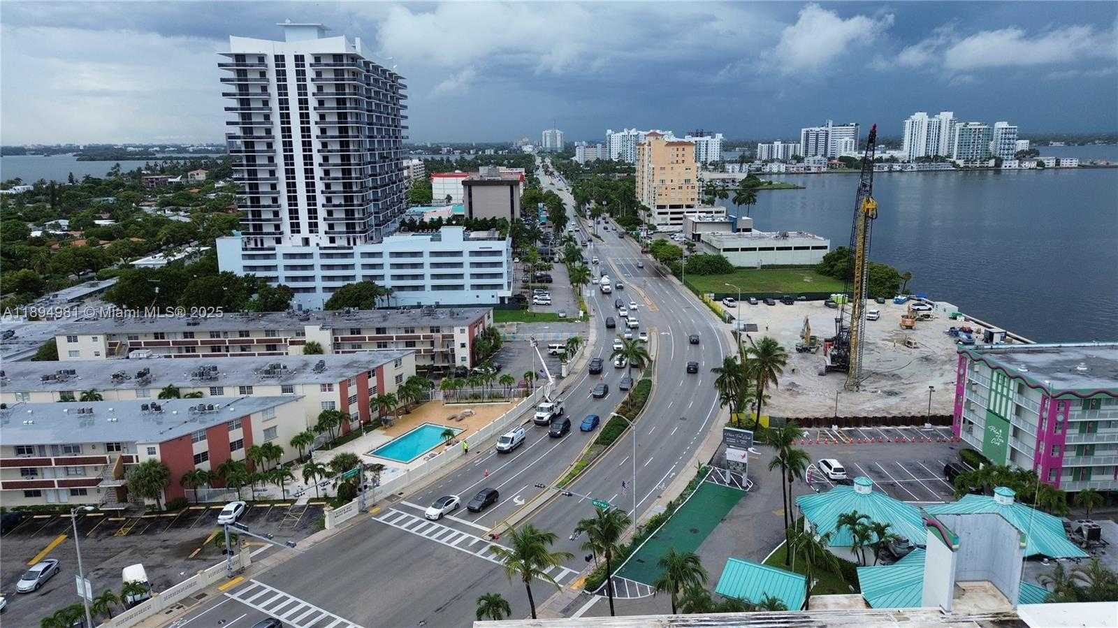 Small Image of 1865 79TH ST CSWY #8N, North Bay Village Number 4