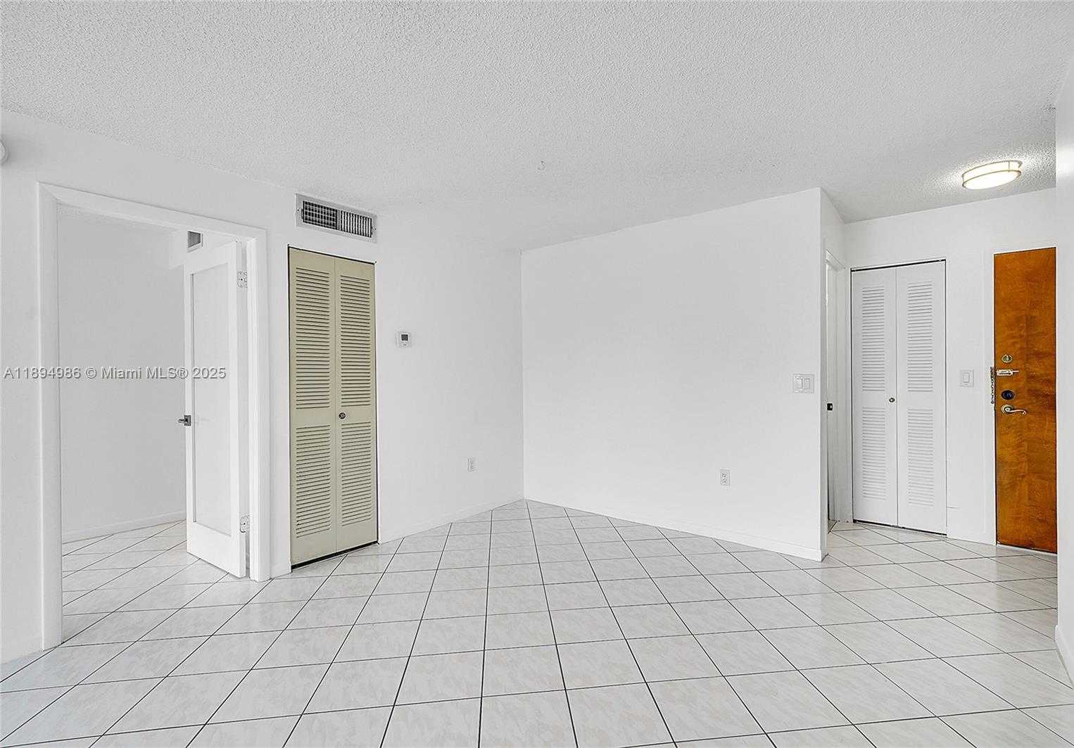 Small Image of 7150 INDIAN CREEK DR #405, Miami Beach Number 10
