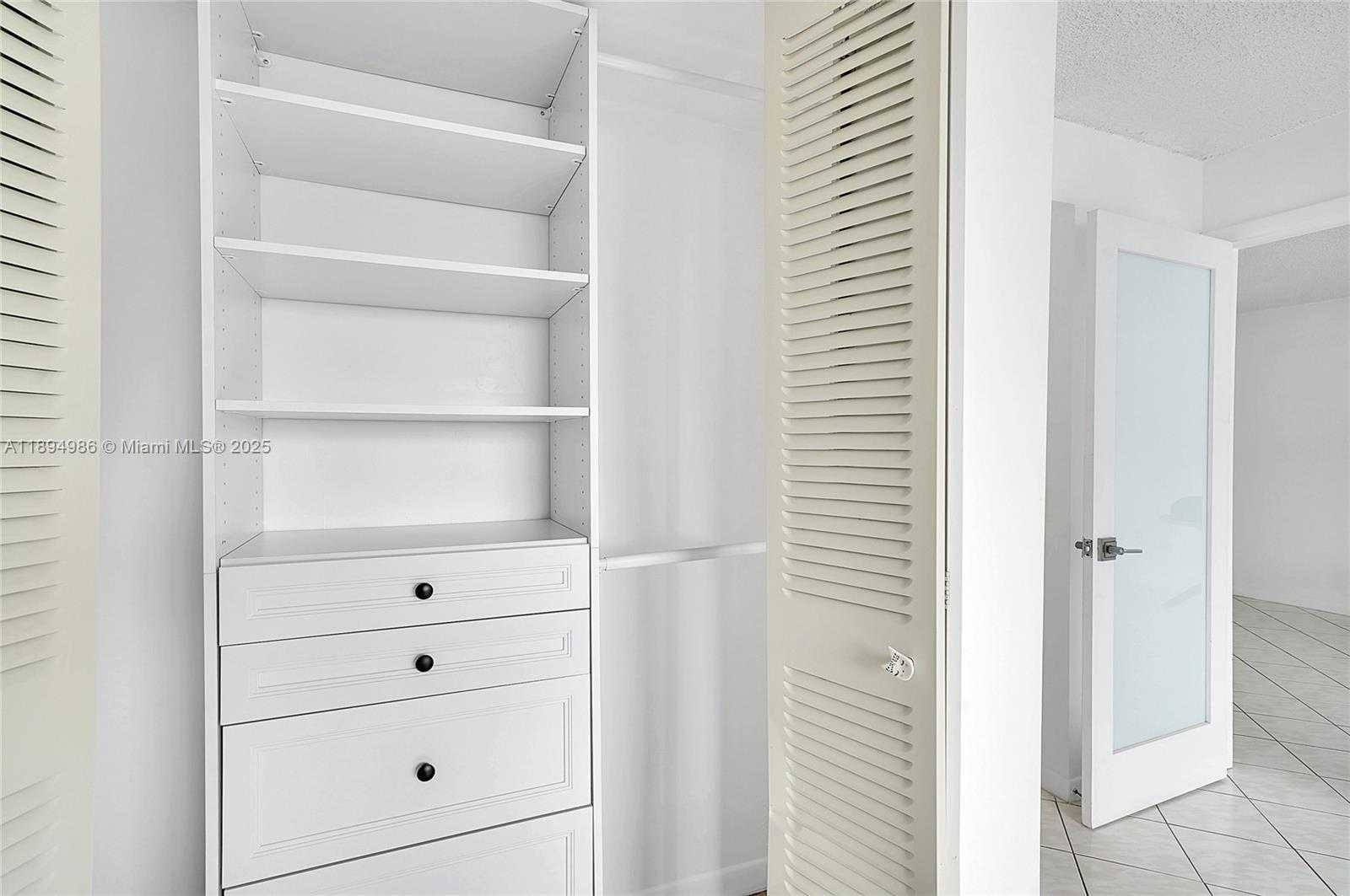 Small Image of 7150 INDIAN CREEK DR #405, Miami Beach Number 13
