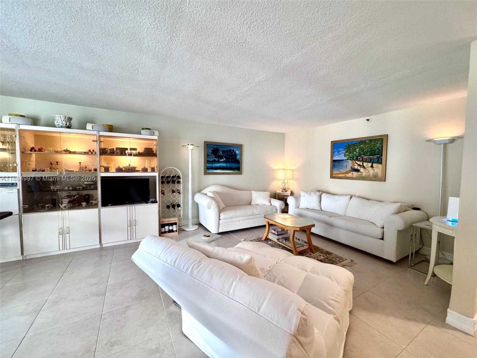 Small Image of 6061 COLLINS AVE #10C, Miami Beach Number 10