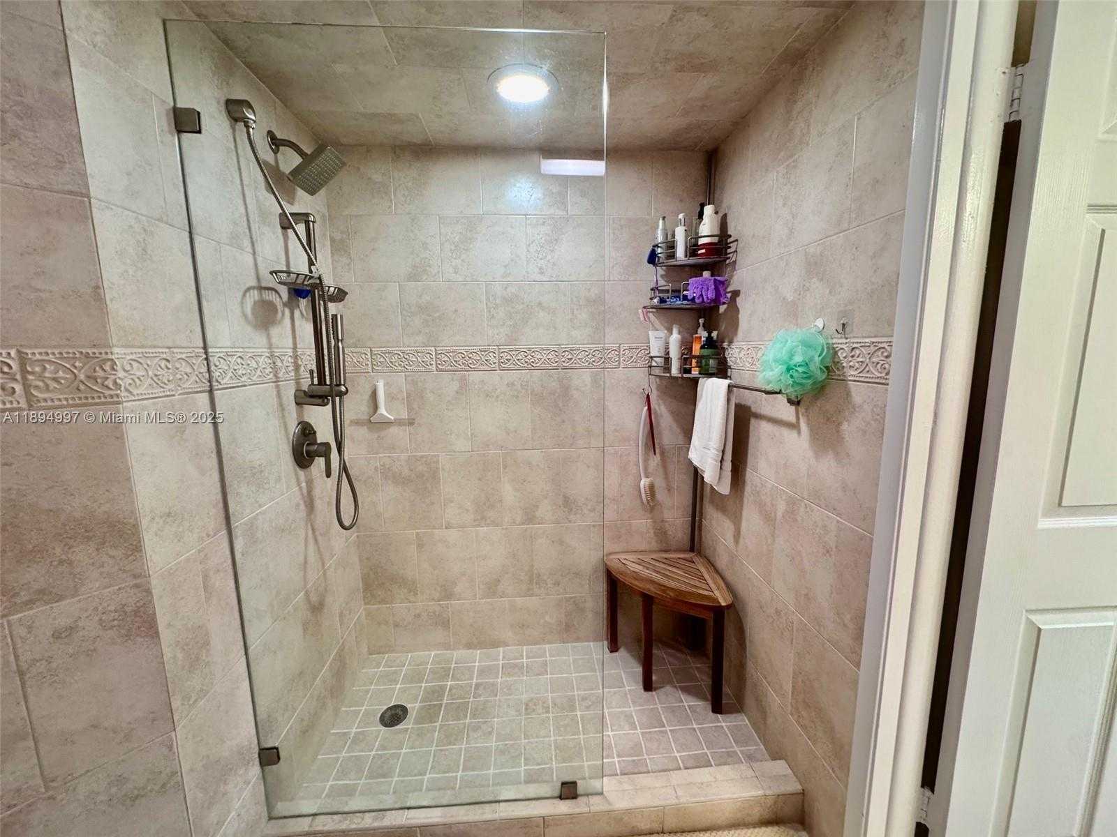 Small Image of 6061 COLLINS AVE #10C, Miami Beach Number 17