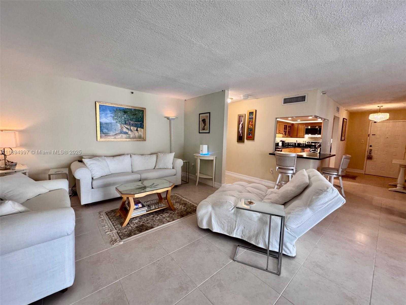 Small Image of 6061 COLLINS AVE #10C, Miami Beach Number 21