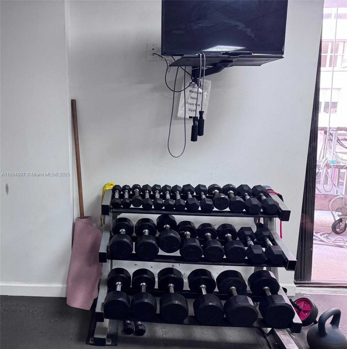 Small Image of 6061 COLLINS AVE #10C, Miami Beach Number 32