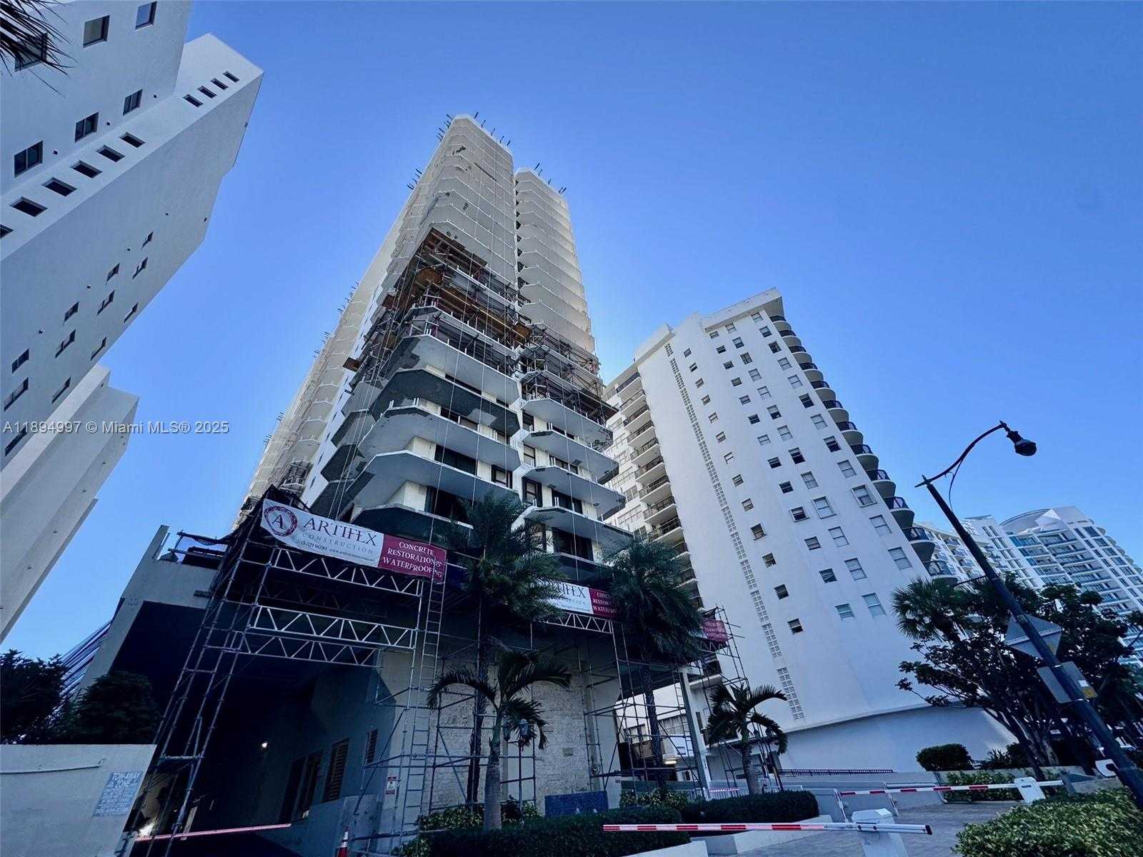 Small Image of 6061 COLLINS AVE #10C, Miami Beach Number 36