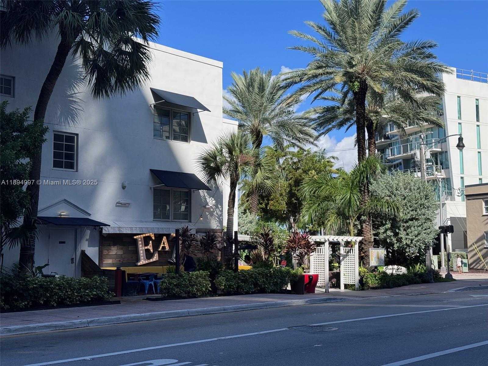 Small Image of 6061 COLLINS AVE #10C, Miami Beach Number 37