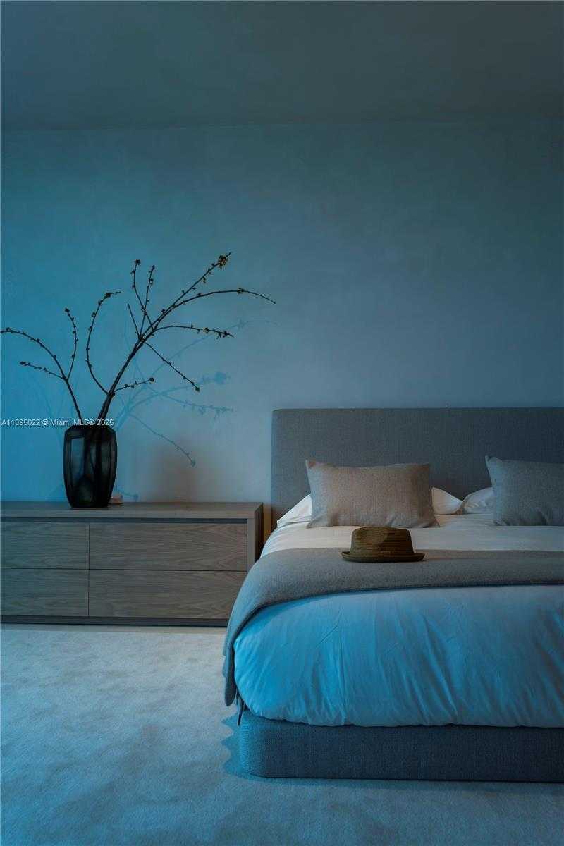 Small Image of 5959 COLLINS AVE #907, Miami Beach Number 20