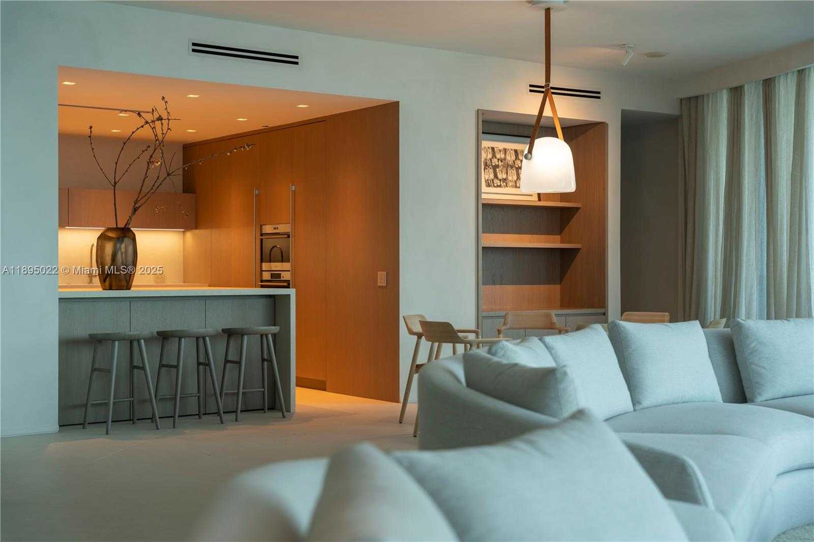 Small Image of 5959 COLLINS AVE #907, Miami Beach Number 8