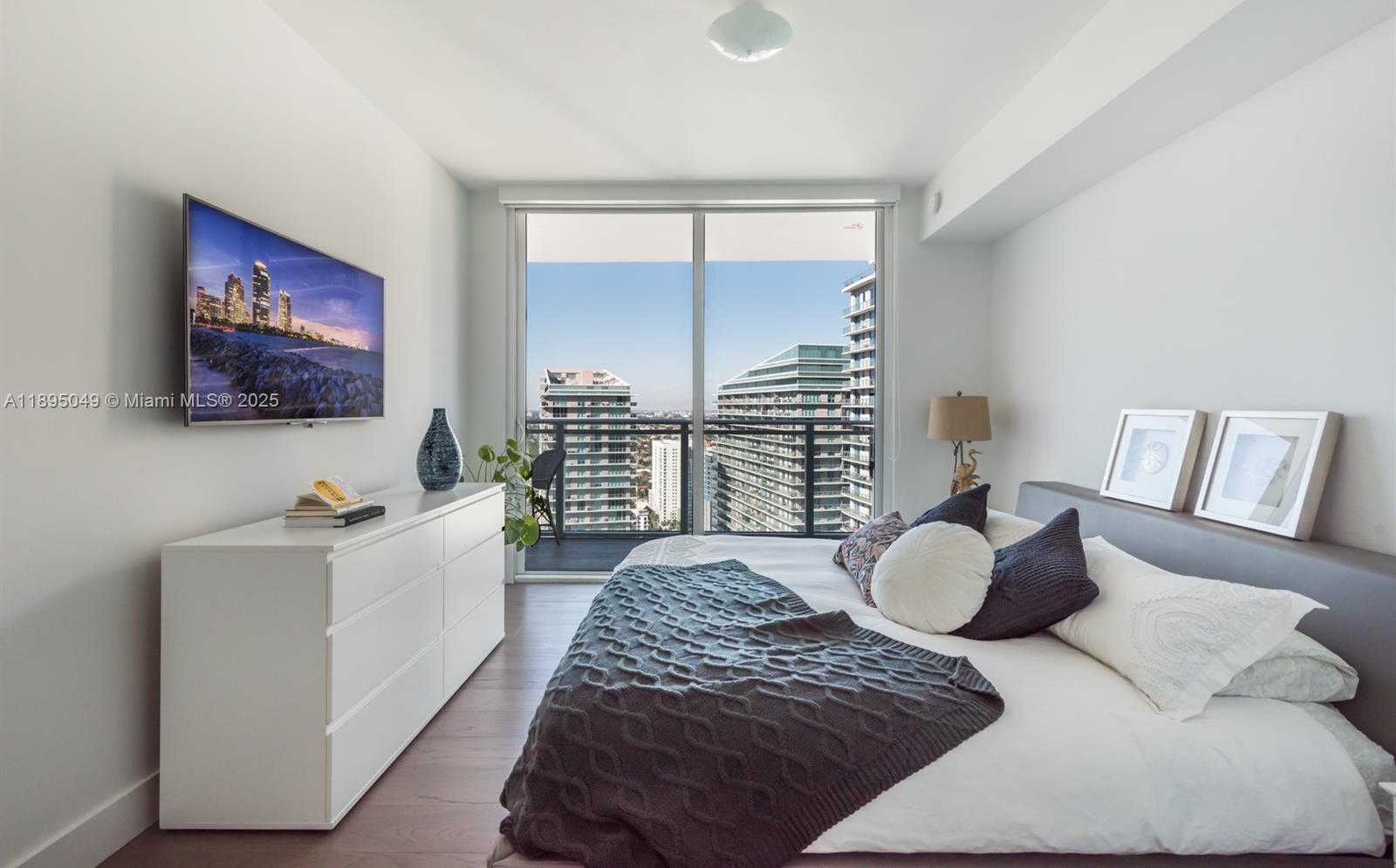 Small Image of 1080 BRICKELL AVE #3601, Miami Number 10