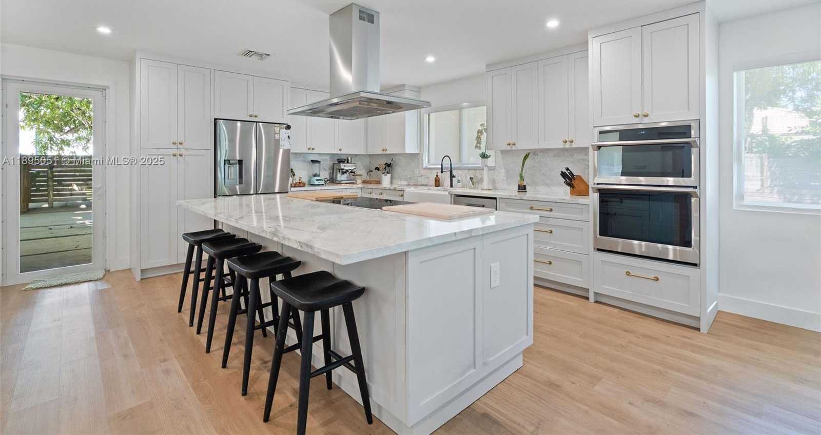 Small Image of 8121 SOUTH WEST 97TH TER, Miami Number 15