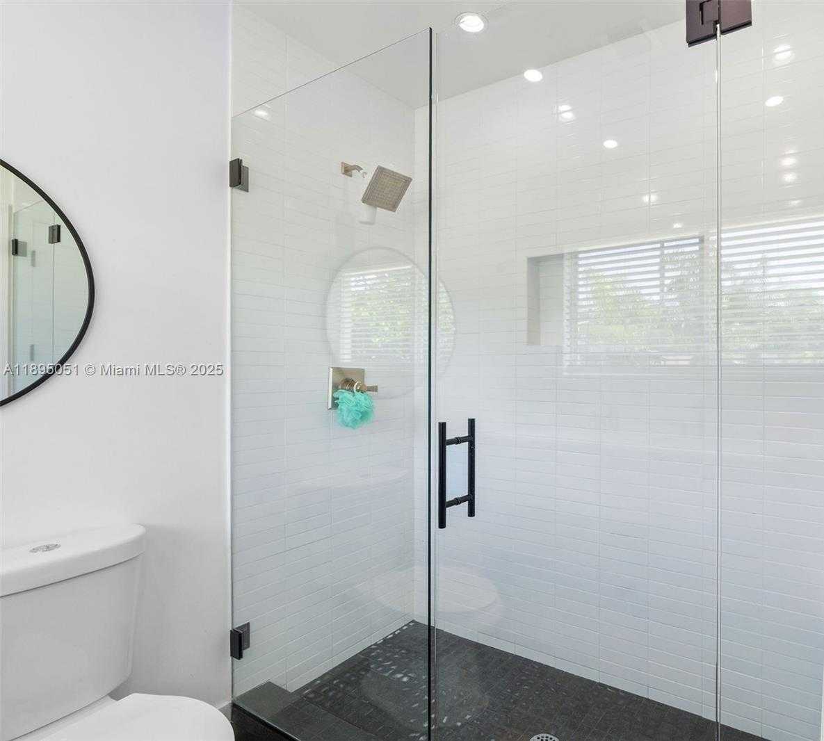 Small Image of 8121 SOUTH WEST 97TH TER, Miami Number 29