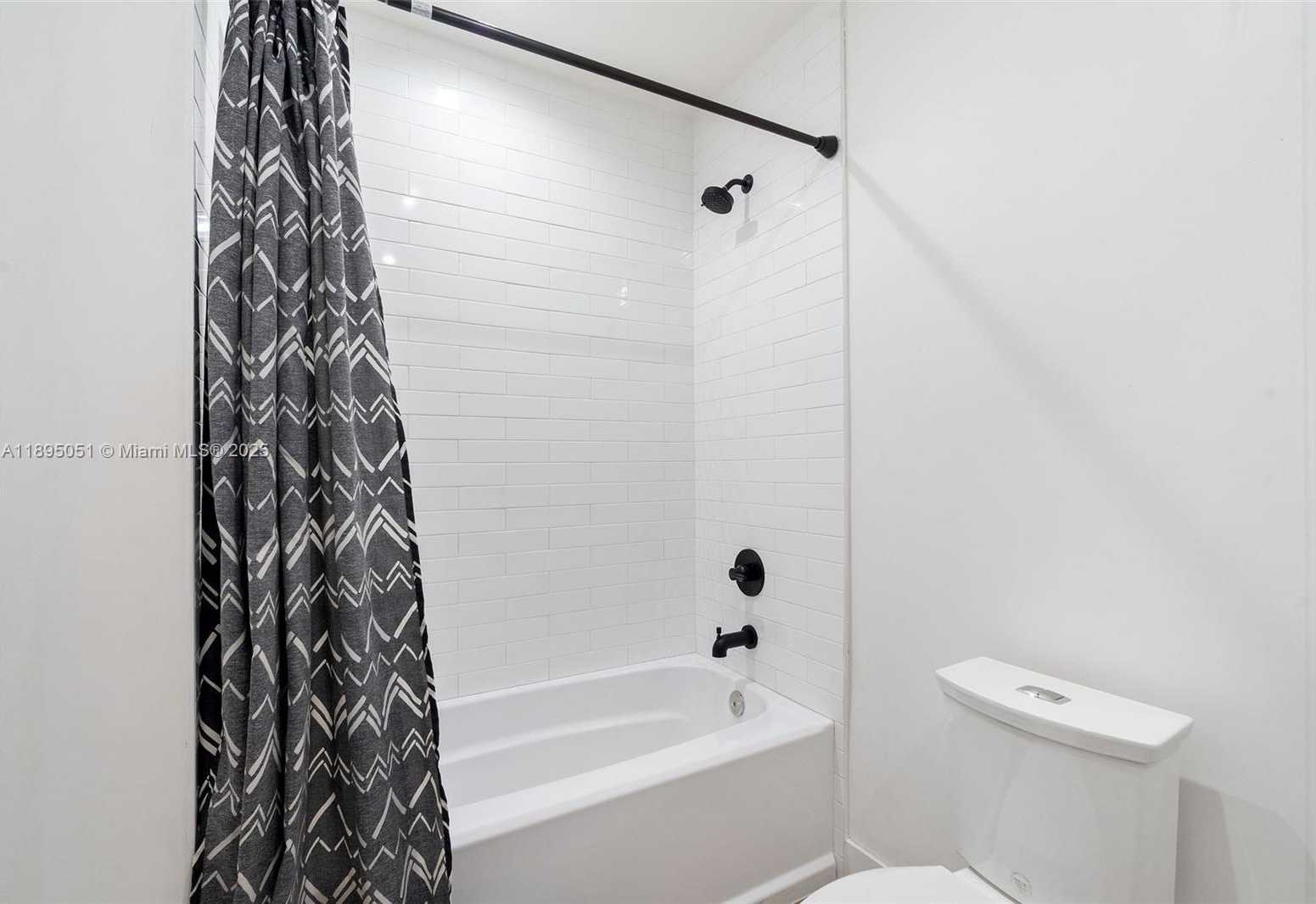 Small Image of 8121 SOUTH WEST 97TH TER, Miami Number 37